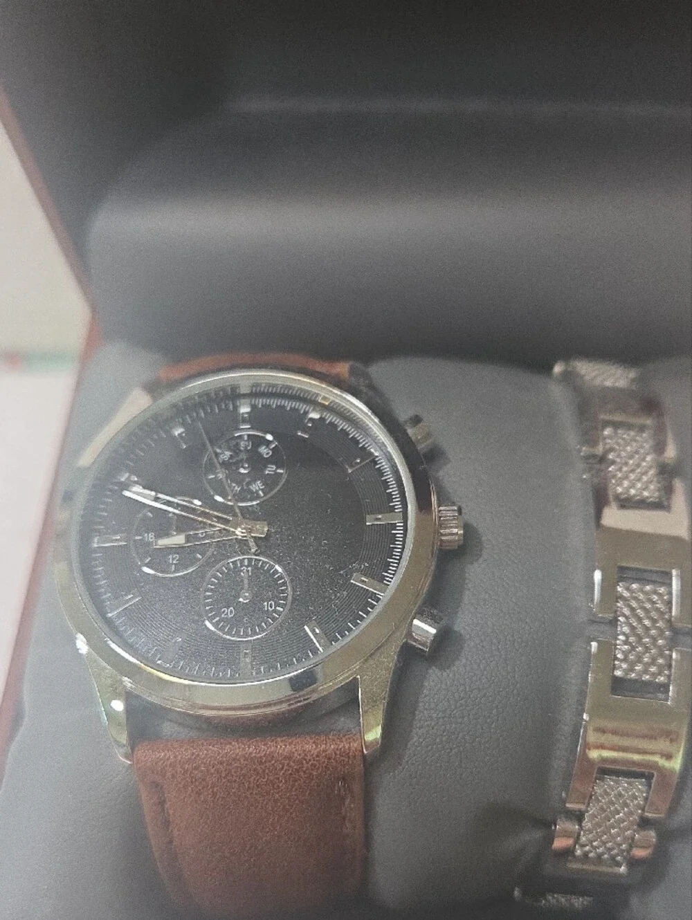 FOLIO Men's Brown Leather Strap Chronograph Watch with Silver Bracelet